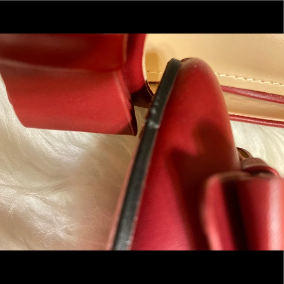 Red Short Heel Pumps👠 - Picture 8 of 8